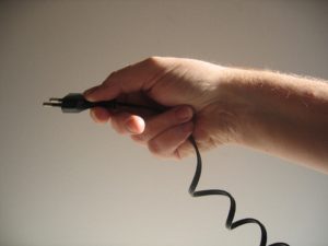 st der Akku tatsächlich besser geeignet gegenüber einem Kabel?